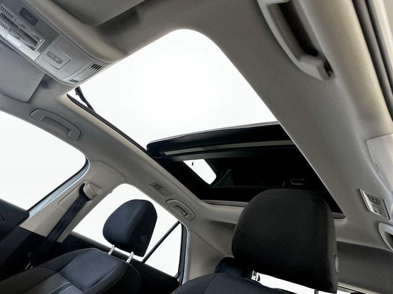 Used Volkswagen T-Roc 2019 for sale - 76382207: Photo 14