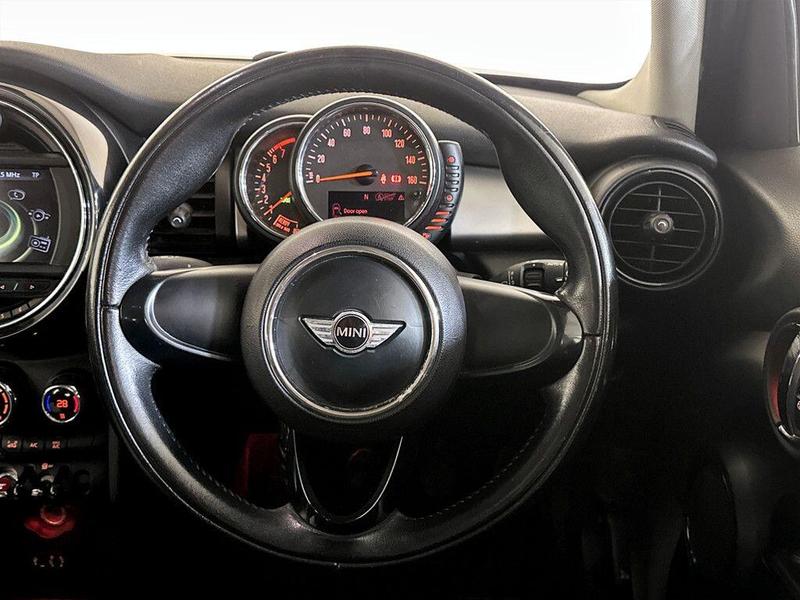 Used MINI Hatch 2015 for sale - 76641109: Photo 16