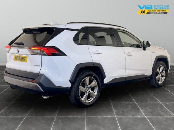 Used Toyota RAV4 2019 for sale - 76302678: Photo 10