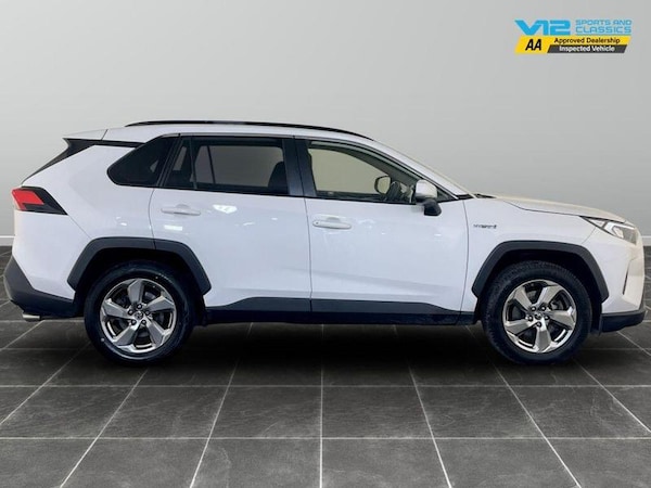 Used Toyota RAV4 2019 for sale - 76302678: Photo 11