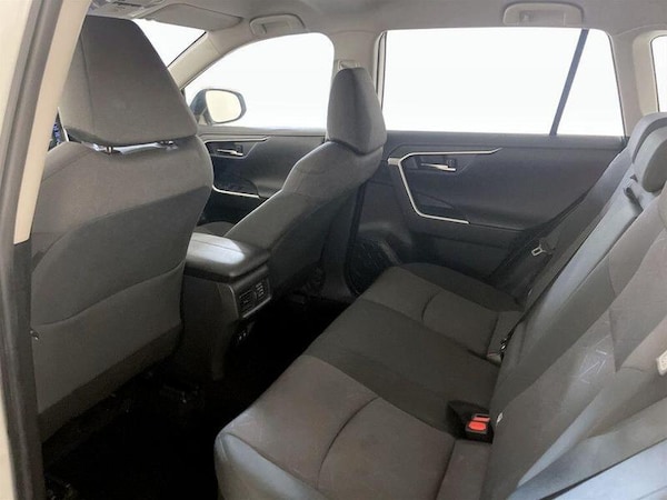 Used Toyota RAV4 2019 for sale - 76302678: Photo 14
