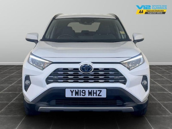 Used Toyota RAV4 2019 for sale - 76302678: Photo 5
