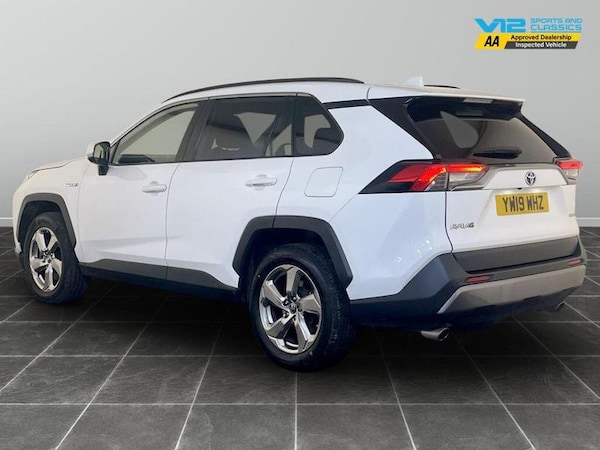 Used Toyota RAV4 2019 for sale - 76302678: Photo 8
