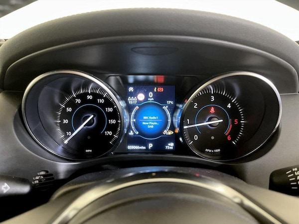 Used Jaguar F-Pace 2019 for sale - 76117509: Photo 17