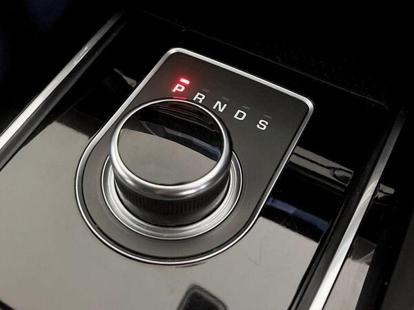 Used Jaguar F-Pace 2019 for sale - 76117509: Photo 26