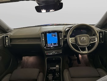 Used Volvo XC40 2023 for sale - 79301164: Photo