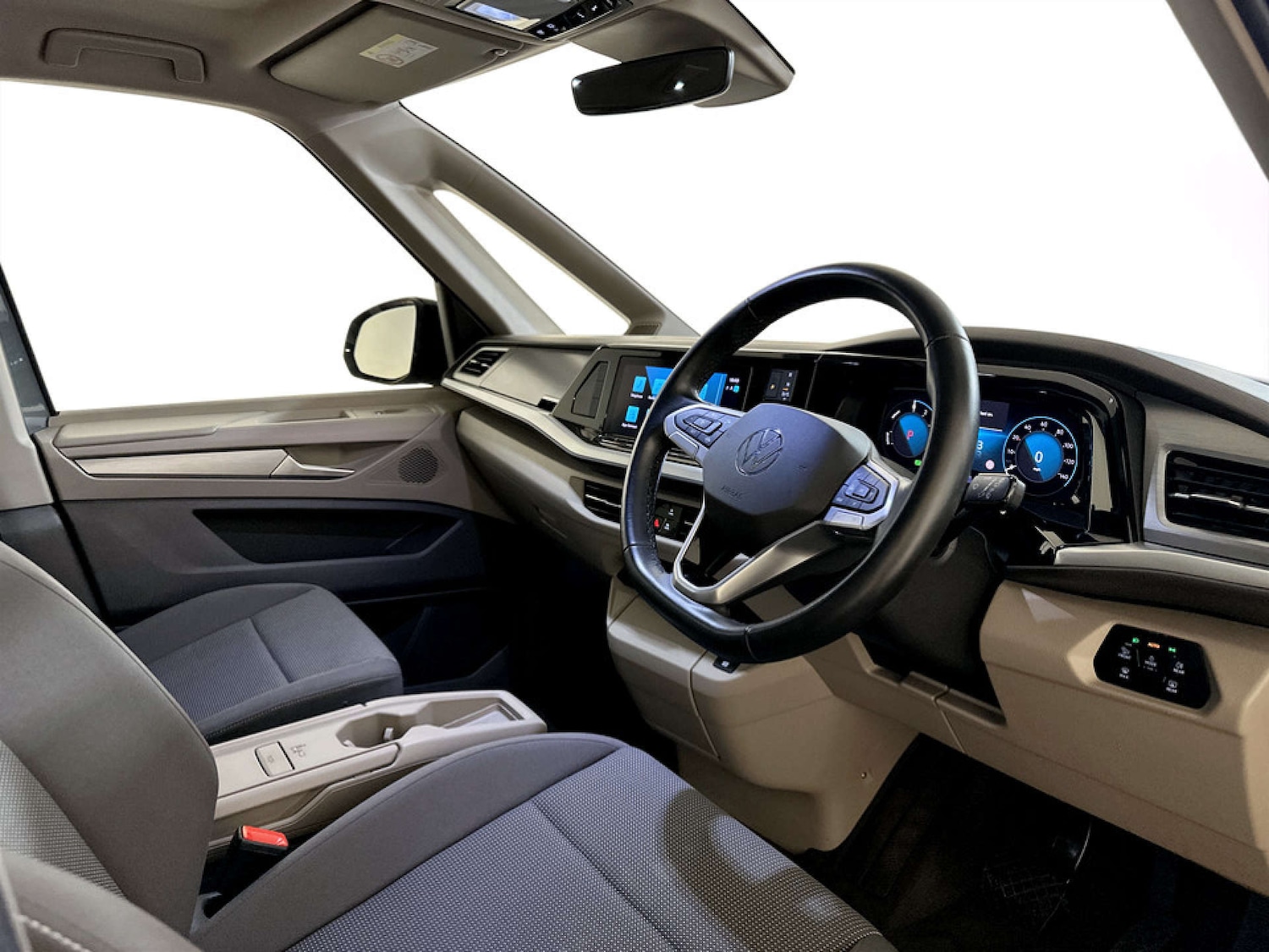 Used Volkswagen Multivan 2023 for sale - 77802761: Photo 15