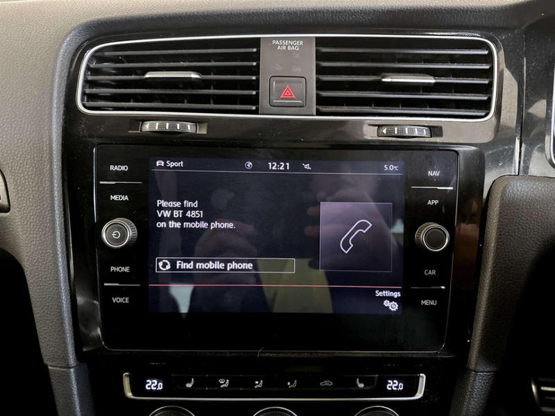 Used Volkswagen Golf 2018 for sale - 76830302: Photo 24