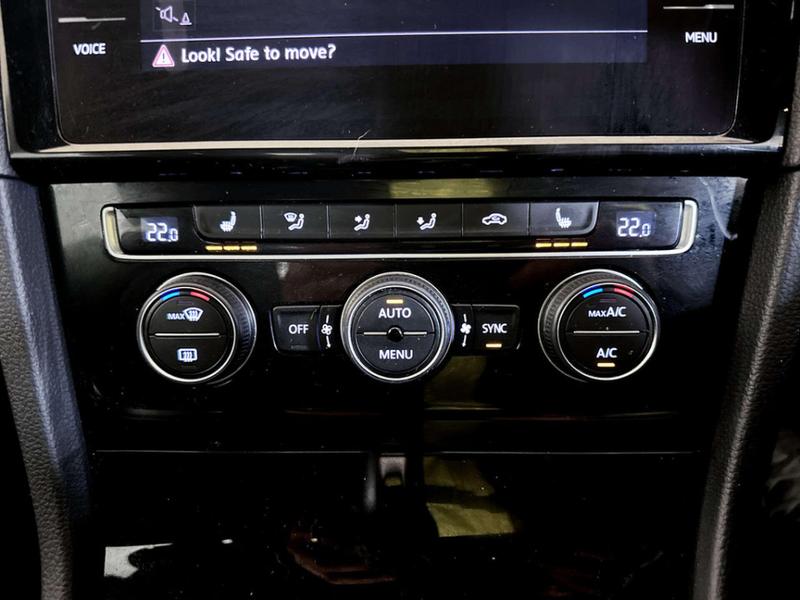 Used Volkswagen Golf 2018 for sale - 76830302: Photo 26