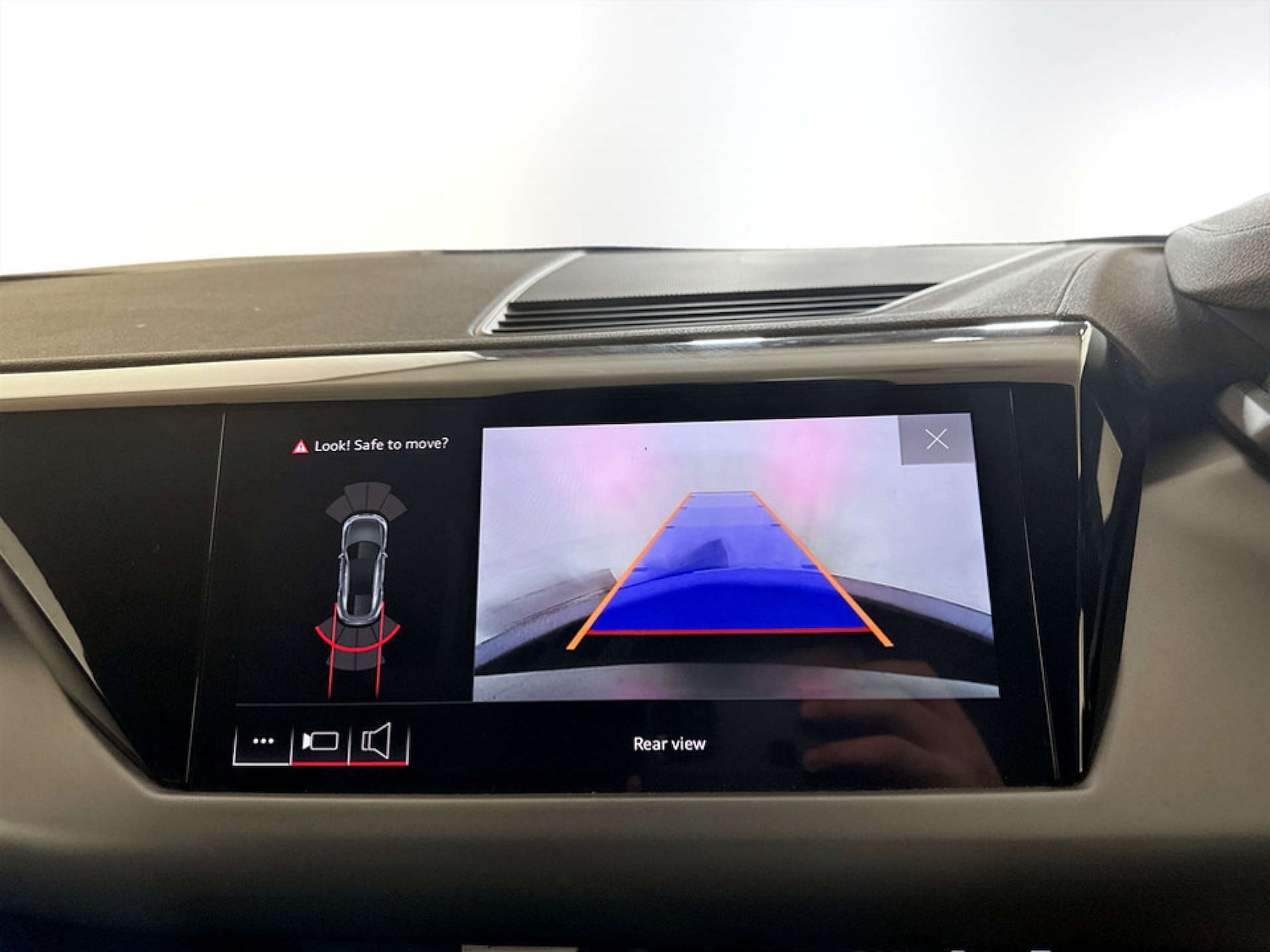 Used Audi e-tron GT 2023 for sale - 77765813: Photo 25