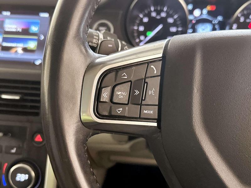 Used Land Rover Discovery Sport 2018 for sale - 76791428: Photo 18