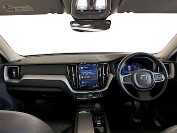 Used Volvo XC60 2022 for sale - 77656565: Photo