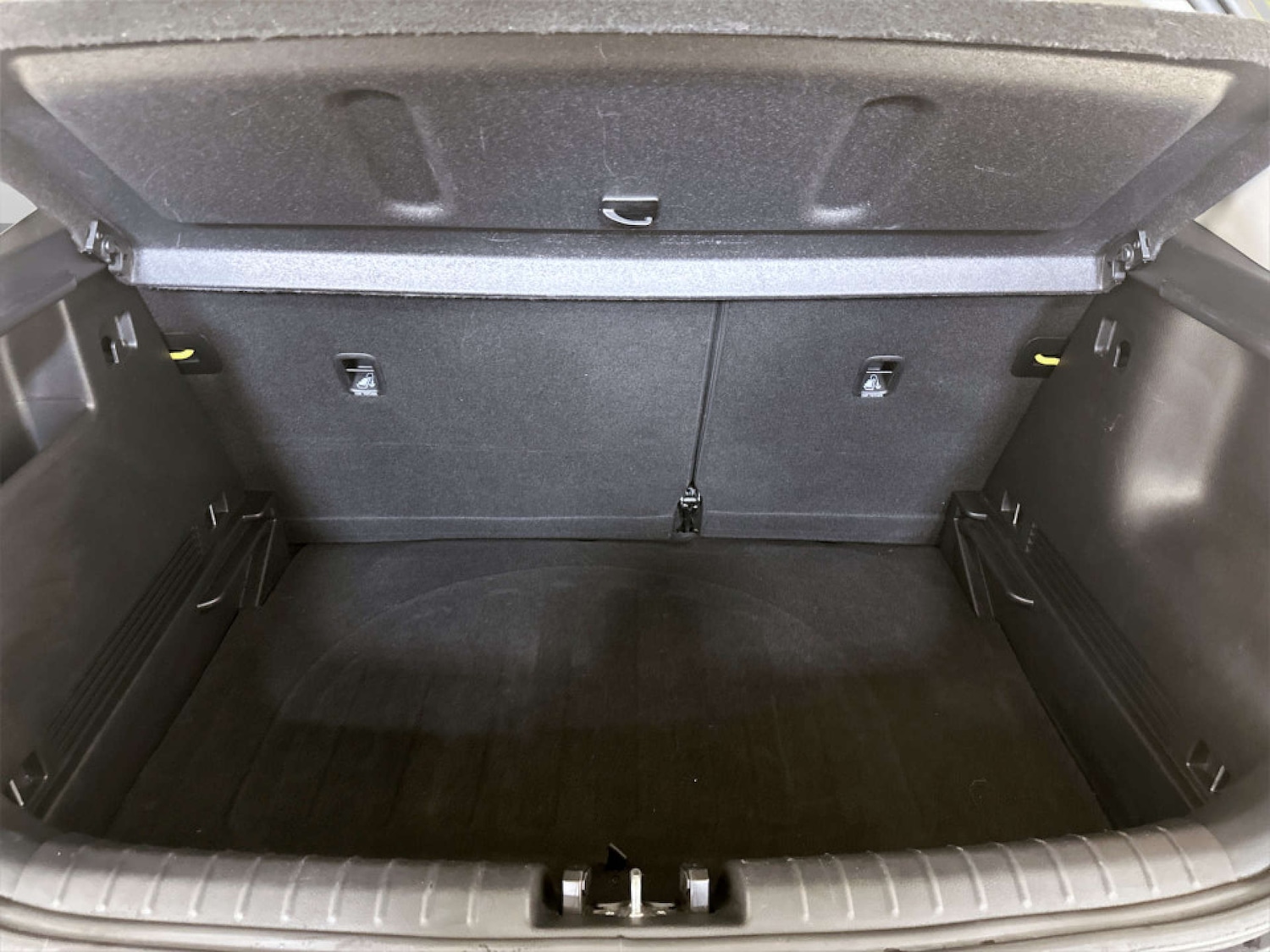 Used Kia Stonic 2021 for sale - 77185791: Photo 15