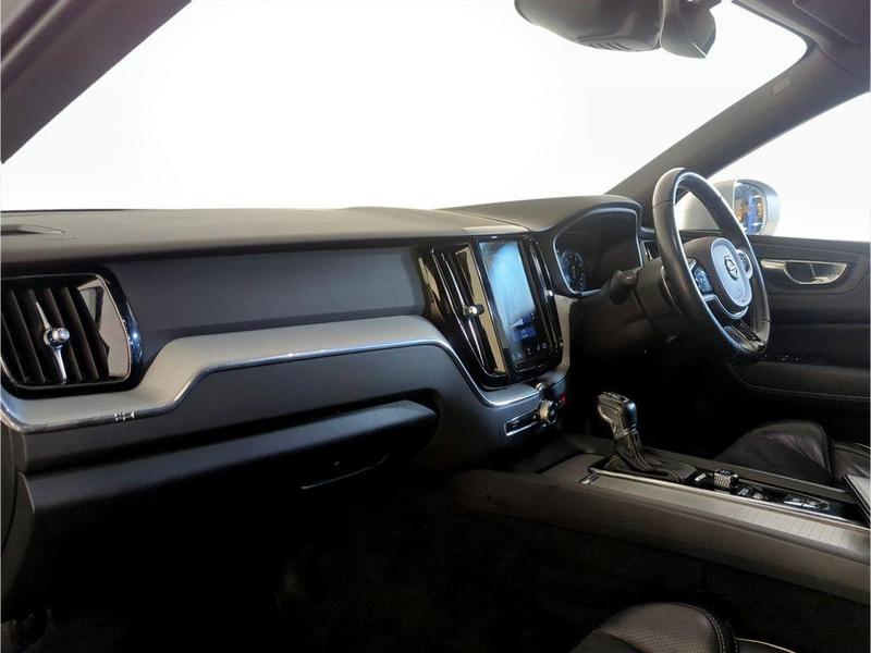 Used Volvo XC60 2018 for sale - 76568611: Photo 12