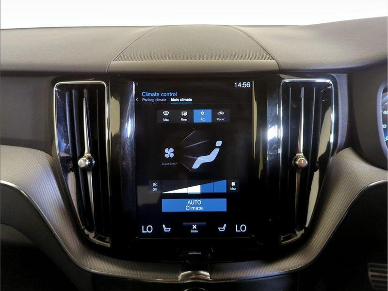 Used Volvo XC60 2018 for sale - 76568611: Photo 22