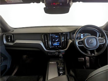 Used Volvo XC60 2018 for sale - 76568611: Photo