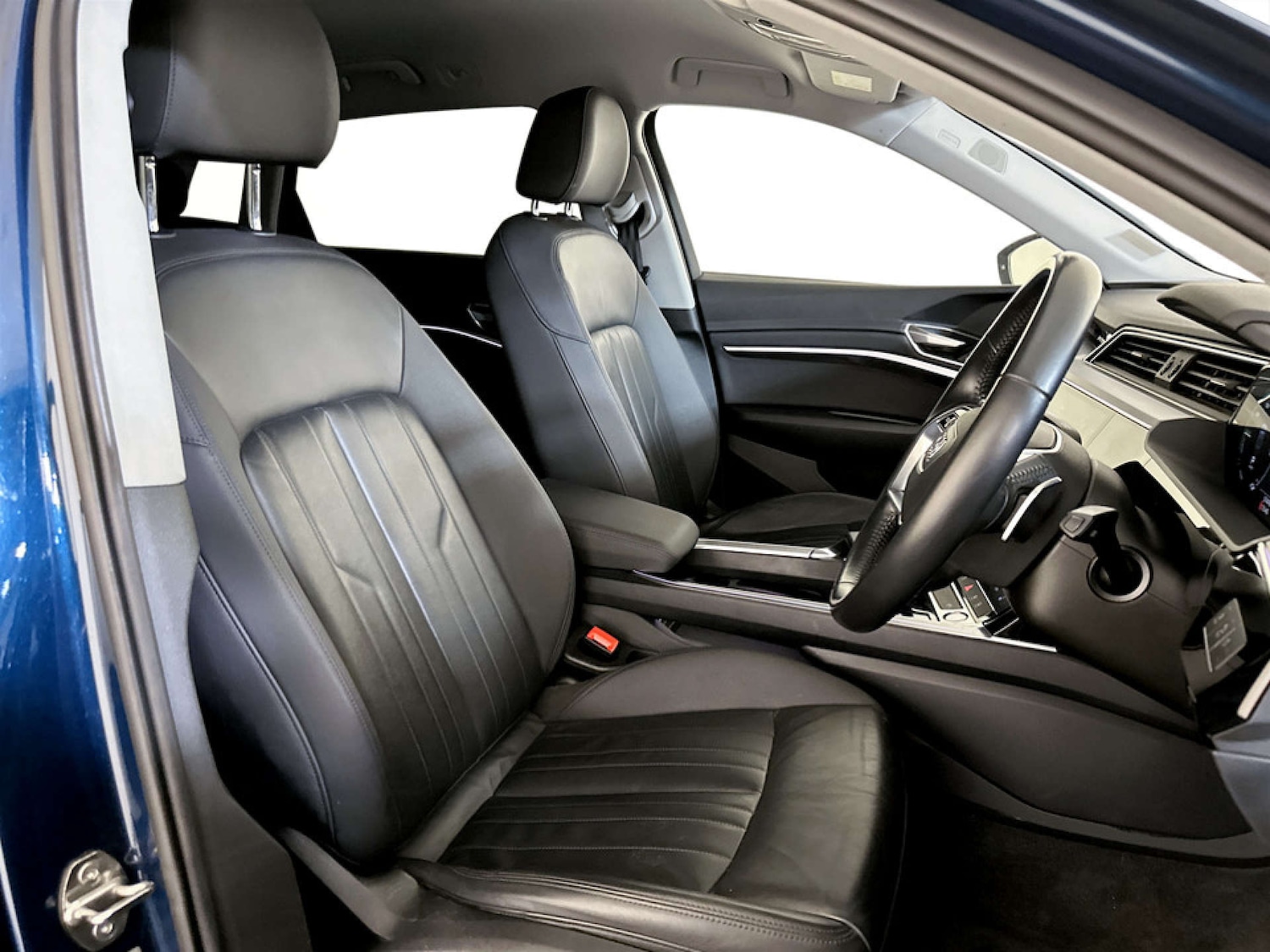 Used Audi e-tron 2020 for sale - 77195868: Photo 13