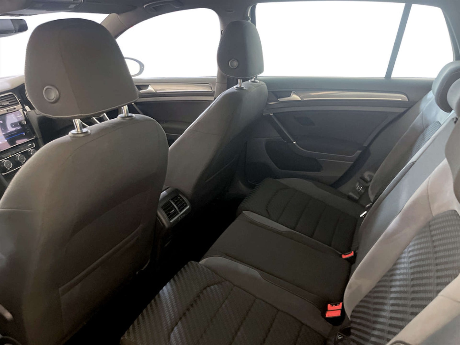 Used Volkswagen Golf 2017 for sale - 77617107: Photo 14