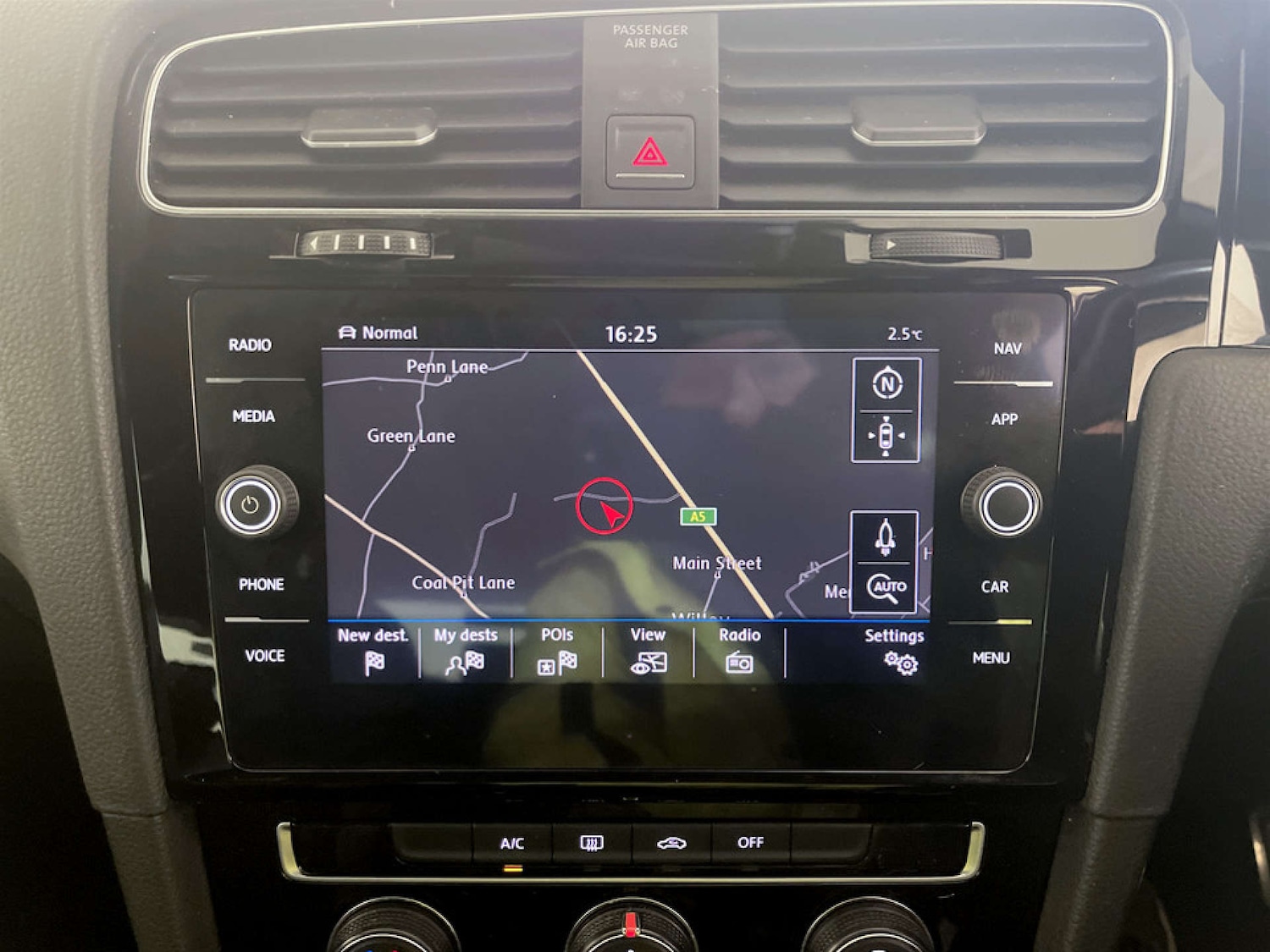 Used Volkswagen Golf 2017 for sale - 77617107: Photo 21