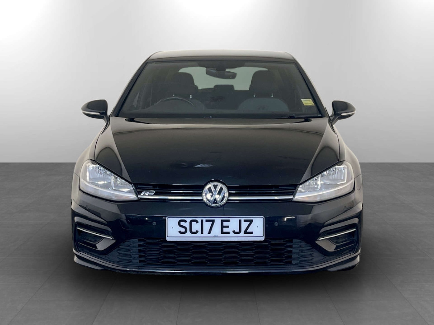 Used Volkswagen Golf 2017 for sale - 77617107: Photo 5