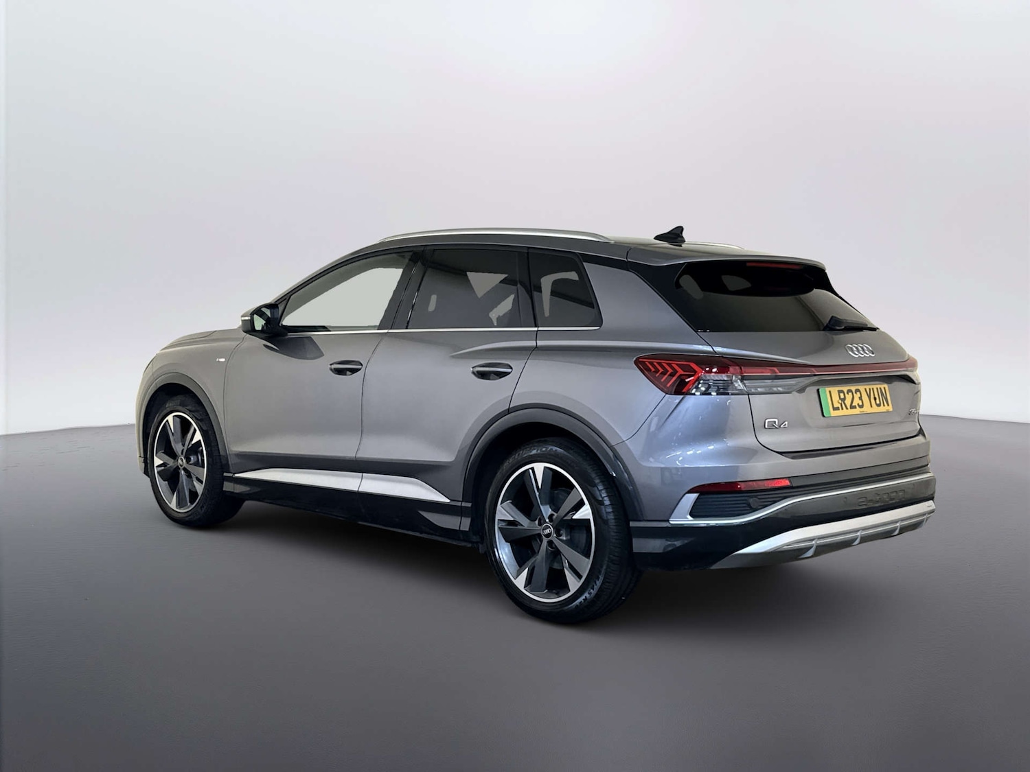 Used Audi Q4 e-tron 2023 for sale - 78091333: Photo 8