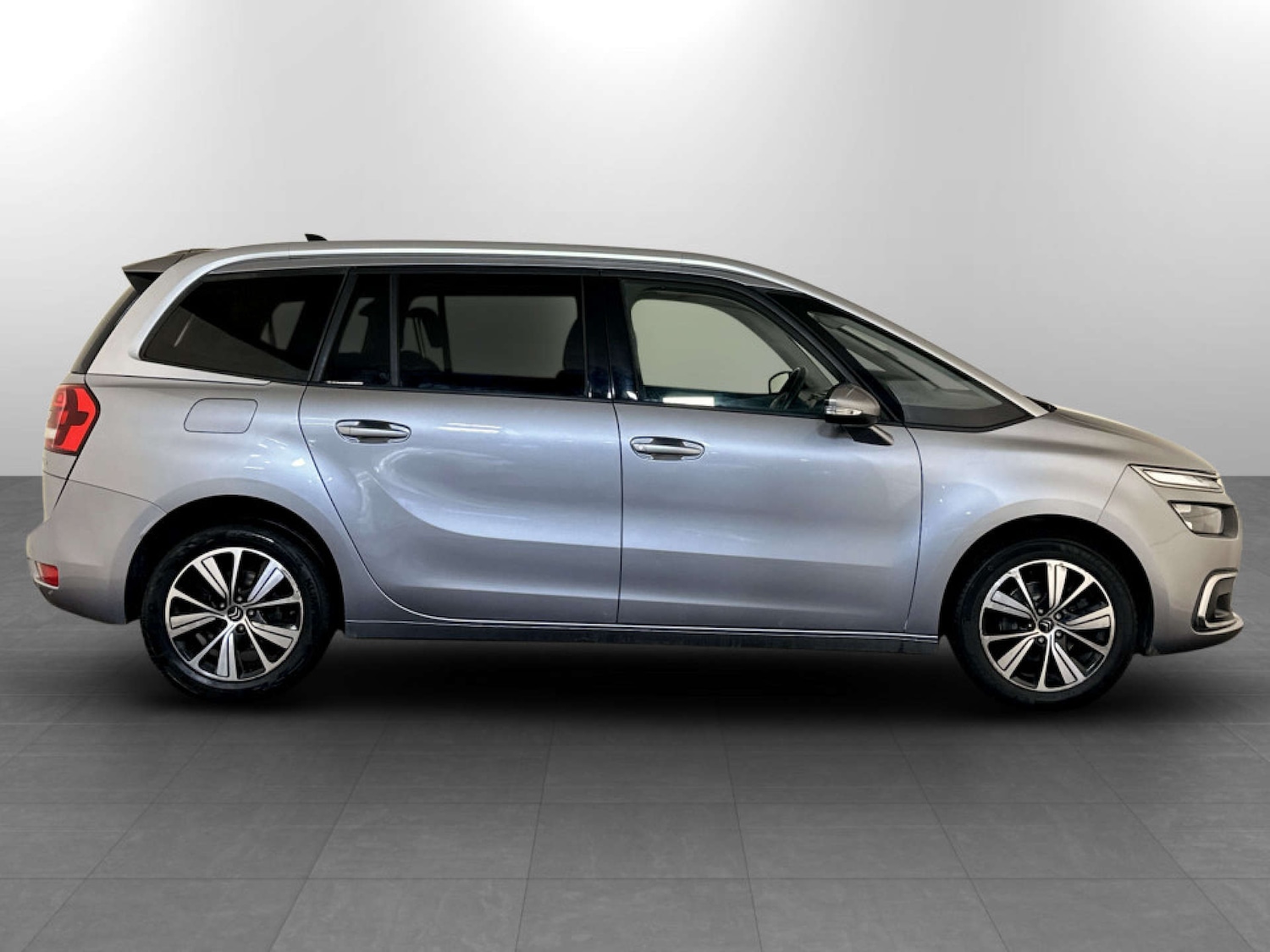 Used Citroen Grand C4 Picasso 2019 for sale - 77590639: Photo 11