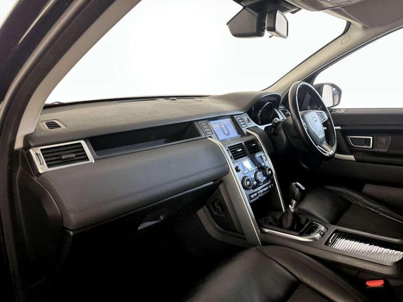 Used Land Rover Discovery Sport 2018 for sale - 76826039: Photo 12