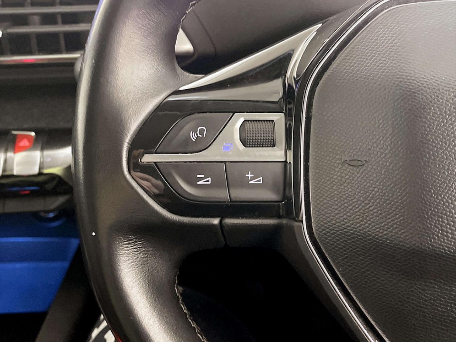 Used Peugeot 5008 2020 for sale - 77583896: Photo 18