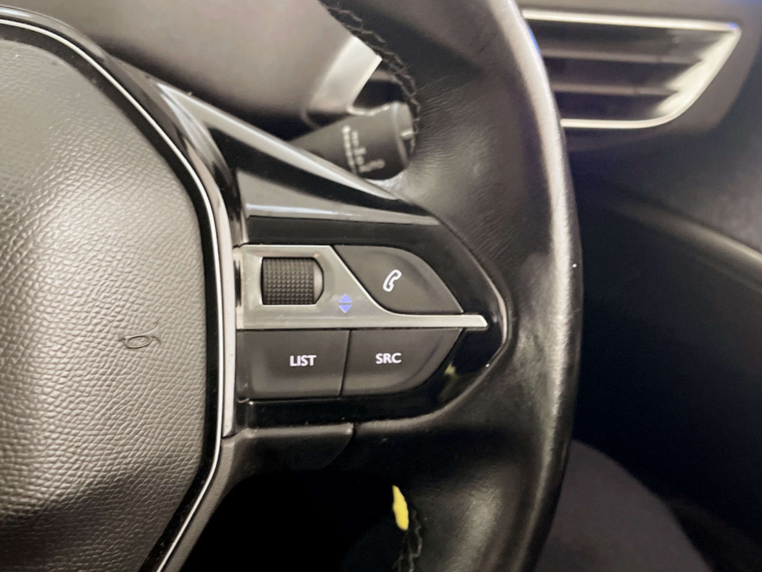 Used Peugeot 5008 2020 for sale - 77583896: Photo 20