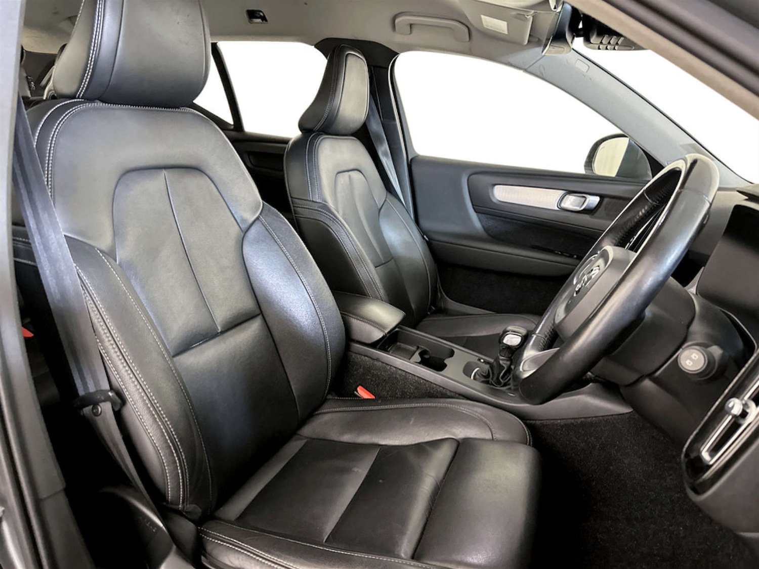 Used Volvo XC40 2018 for sale - 77452467: Photo 13