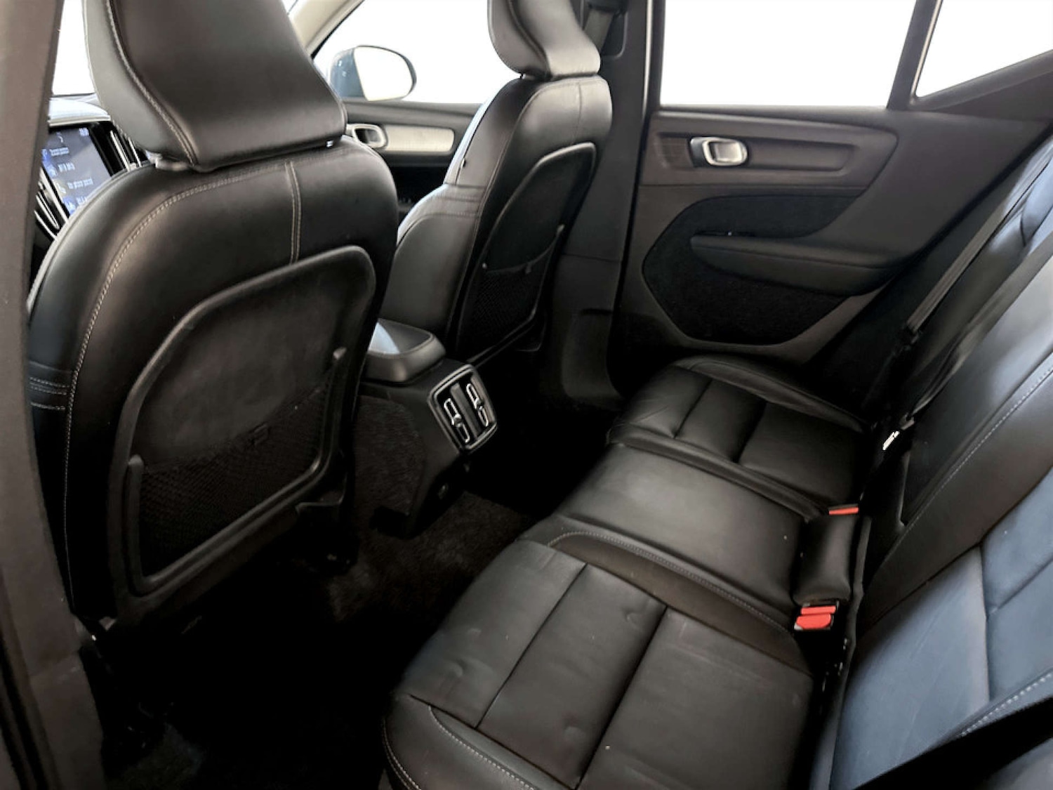 Used Volvo XC40 2018 for sale - 77452467: Photo 14