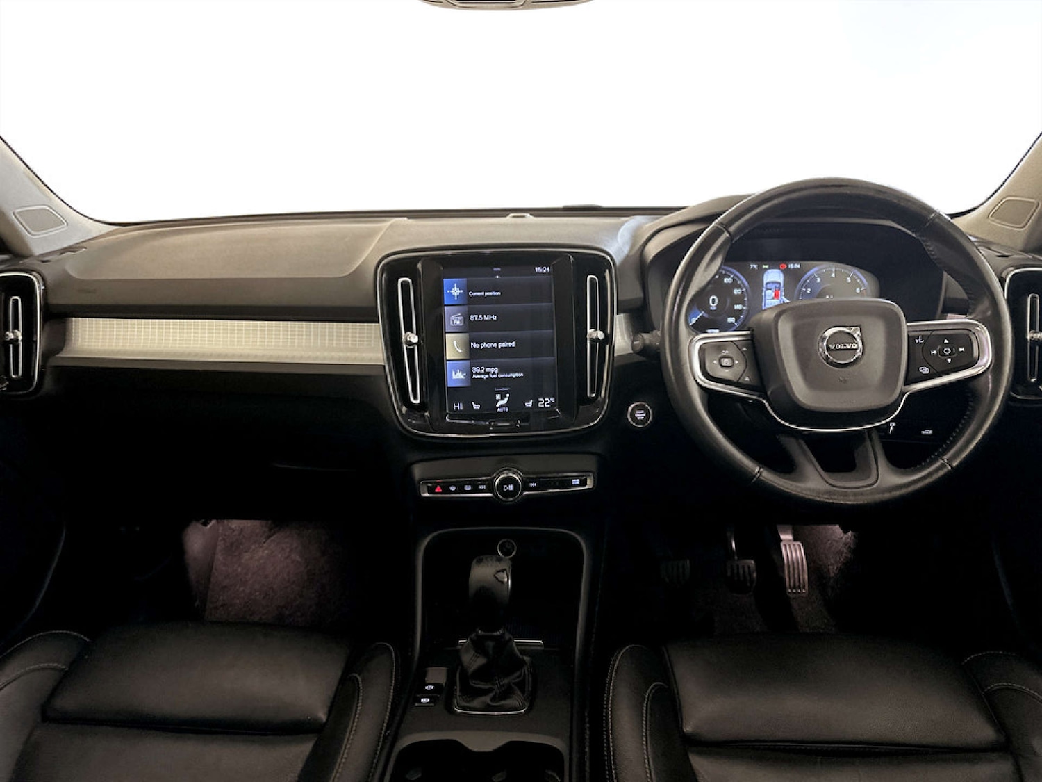 Used Volvo XC40 2018 for sale - 77452467: Photo 3