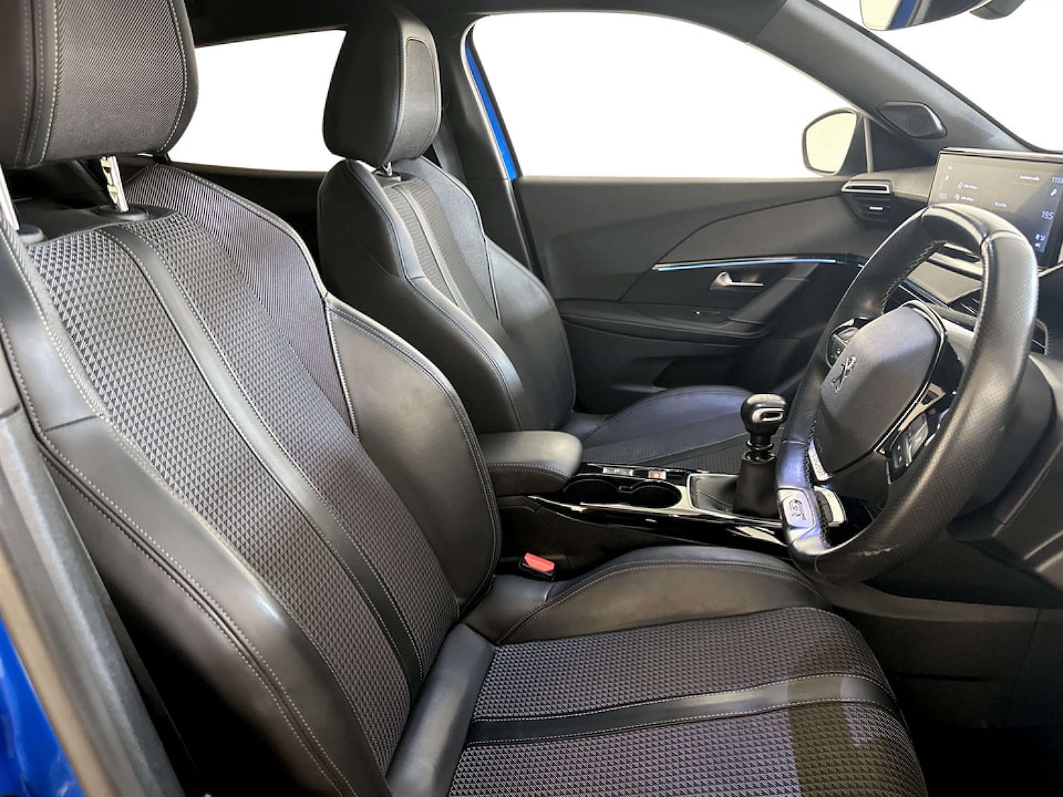 Used Peugeot 2008 2020 for sale - 77745592: Photo 13