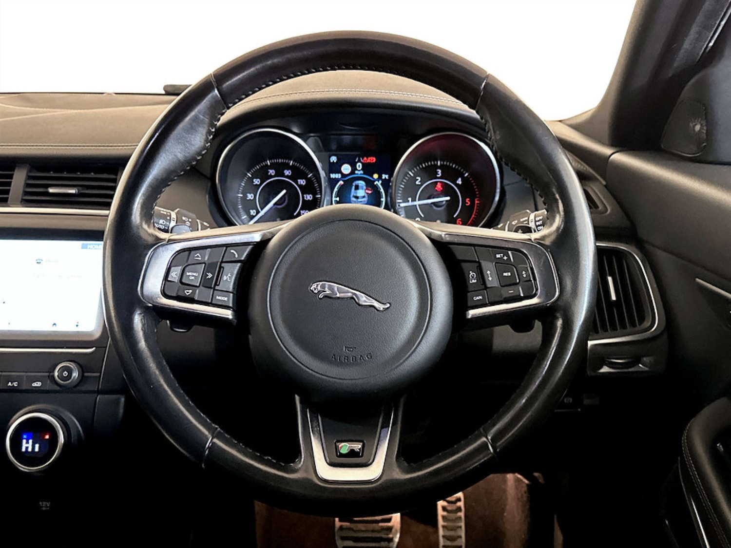 Used Jaguar E-Pace 2019 for sale - 77185740: Photo 17