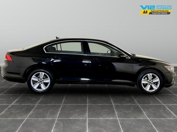 Used Volkswagen Passat 2022 for sale - 75718108: Photo 11