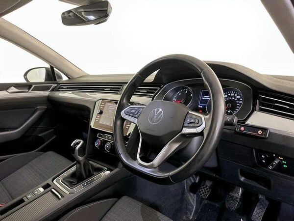 Used Volkswagen Passat 2022 for sale - 75718108: Photo 14