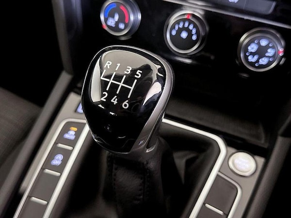 Used Volkswagen Passat 2022 for sale - 75718108: Photo 27