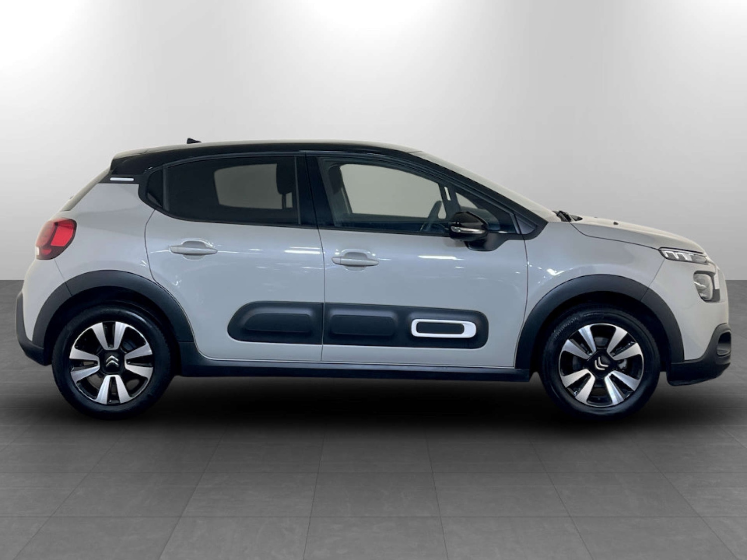 Used Citroen C3 2023 for sale - 77571291: Photo 11