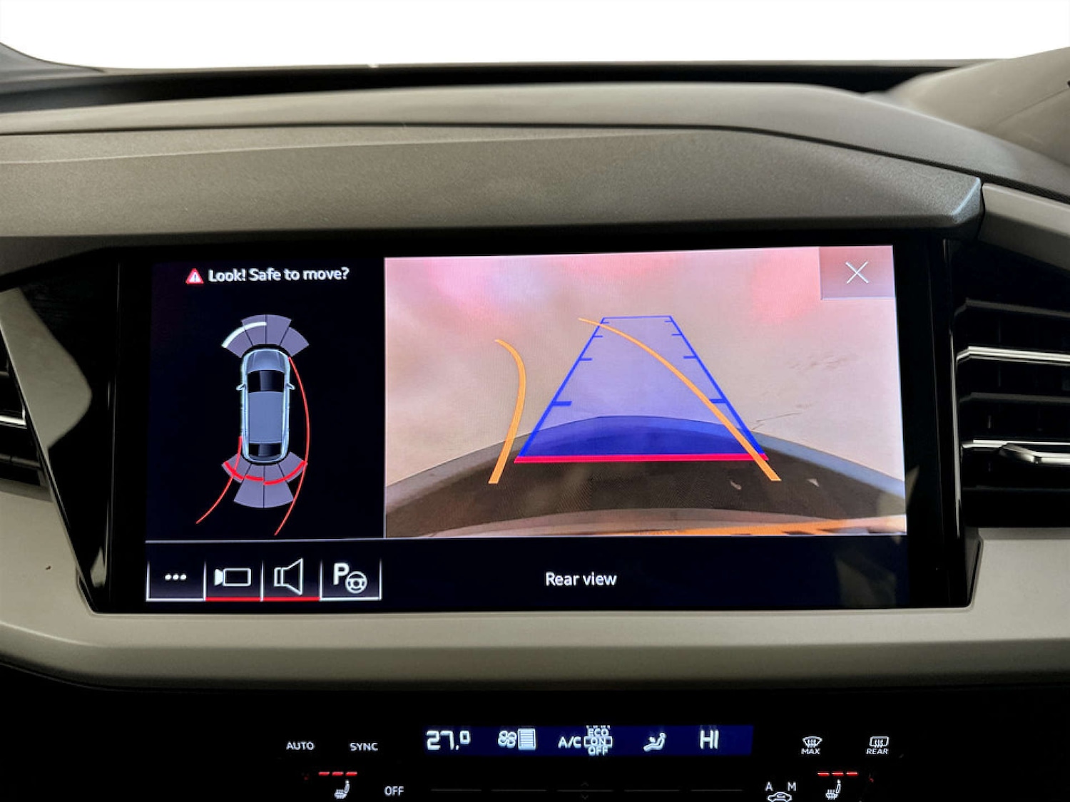 Used Audi Q4 e-tron 2022 for sale - 77288550: Photo 18