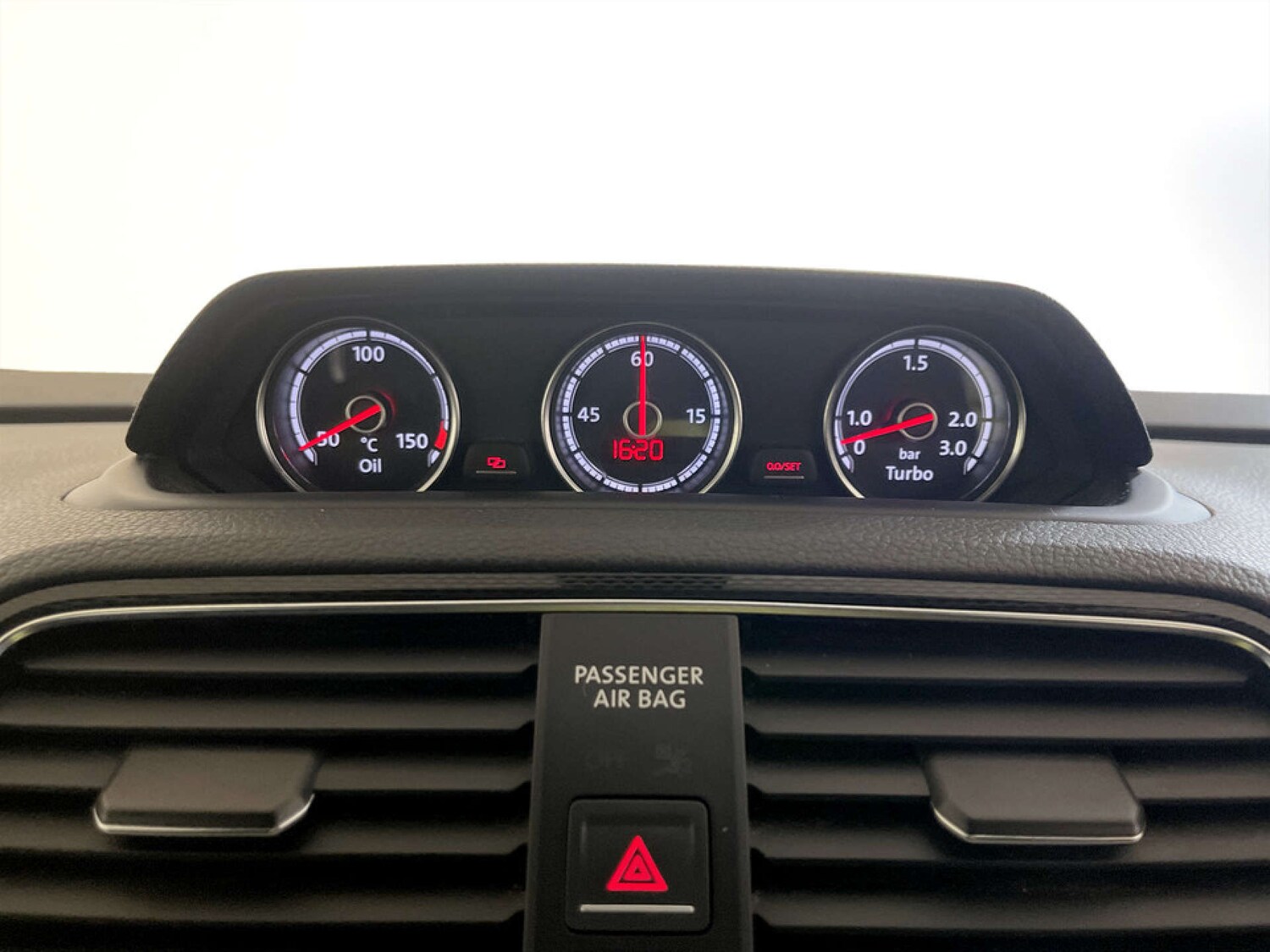 Used Volkswagen Scirocco 2018 for sale - 77571349: Photo 17