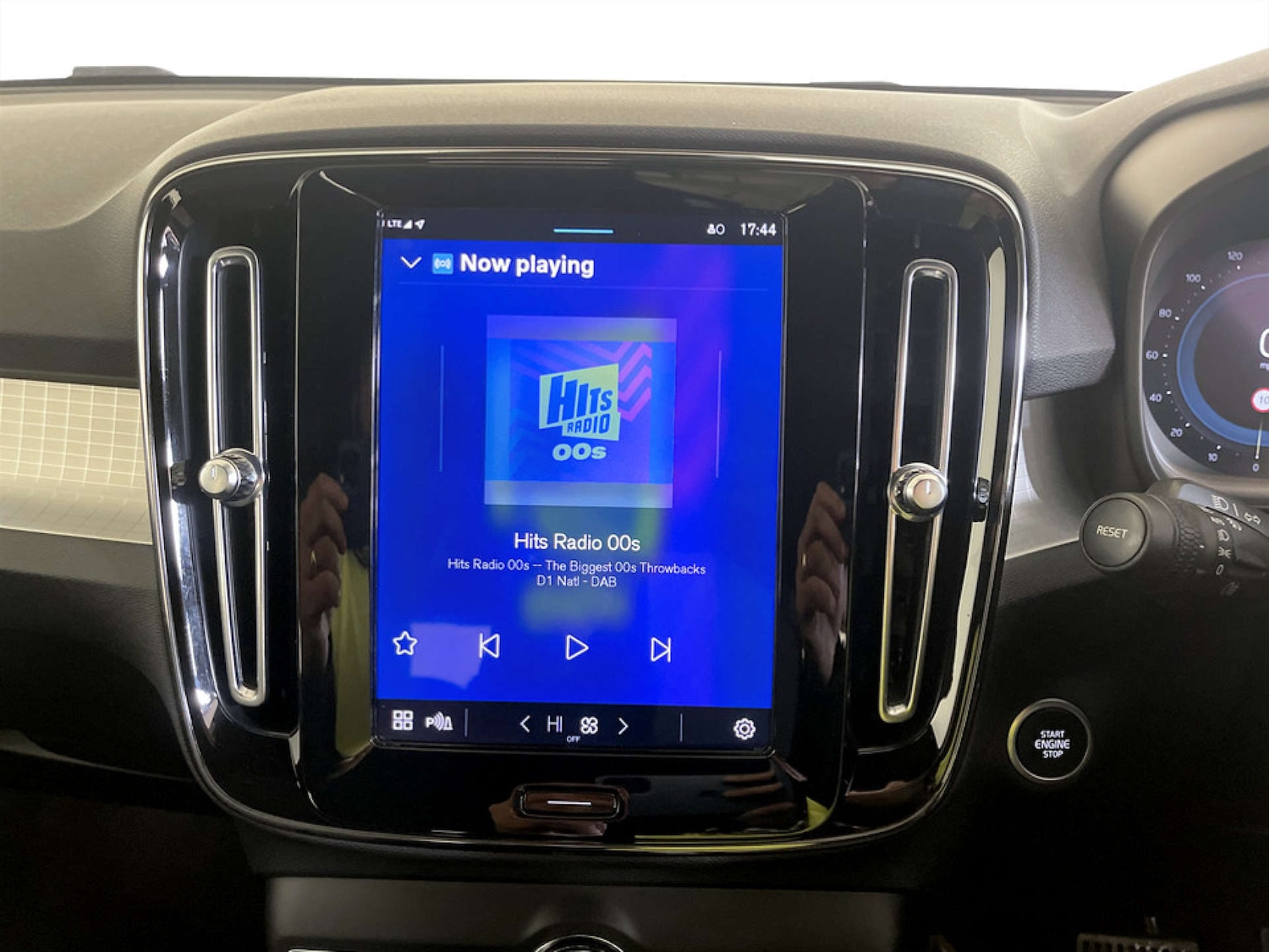 Used Volvo XC40 2022 for sale - 77186111: Photo 25