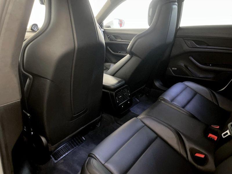 Used Porsche Taycan 2020 for sale - 76534521: Photo 14