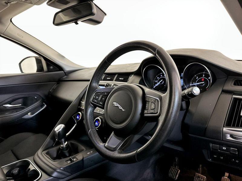 Used Jaguar E-Pace 2019 for sale - 76716369: Photo 15