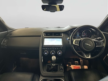 Used Jaguar E-Pace 2020 for sale - 78152392: Photo