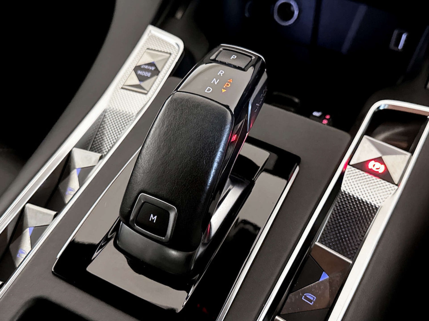 Used DS Automobiles DS 7 2018 for sale - 77603958: Photo 26