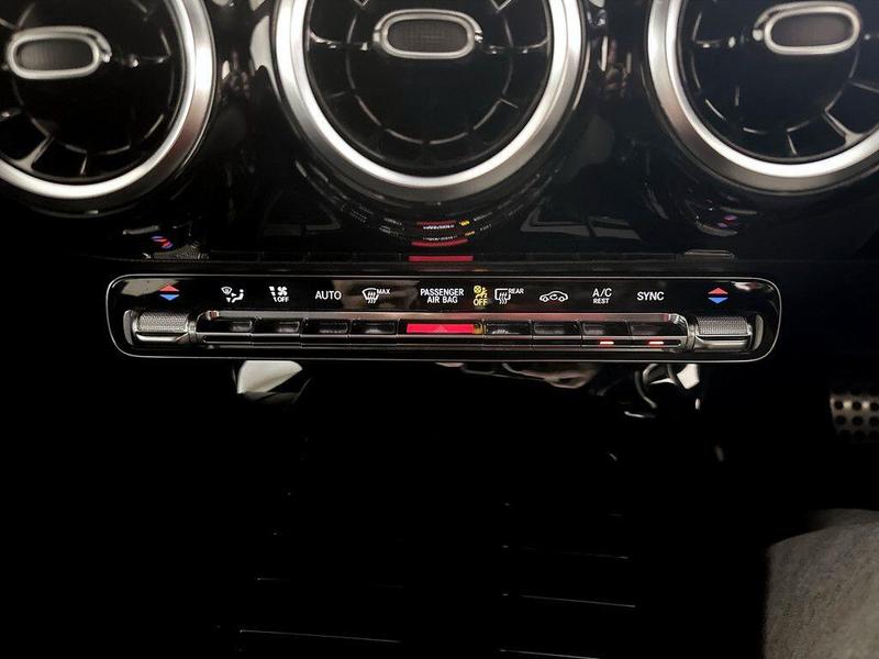 Used Mercedes-Benz A-Class 2018 for sale - 76394130: Photo 25