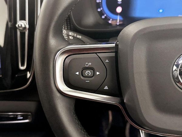 Used Volvo XC40 2021 for sale - 76234746: Photo 17