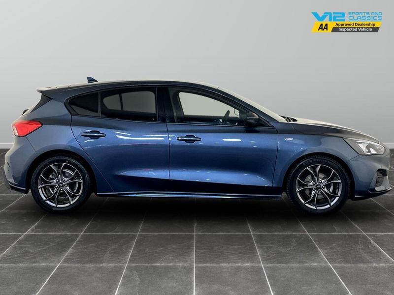 Used Ford Focus 2021 for sale - 76131597: Photo 11
