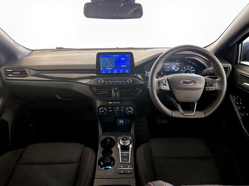 Used Ford Focus 2021 for sale - 76131597: Photo 3