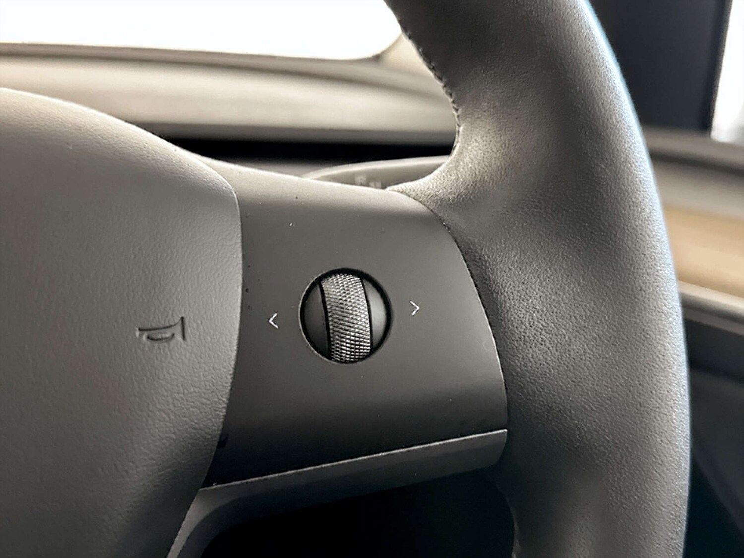 Used Tesla Model Y 2022 for sale - 77434592: Photo 18